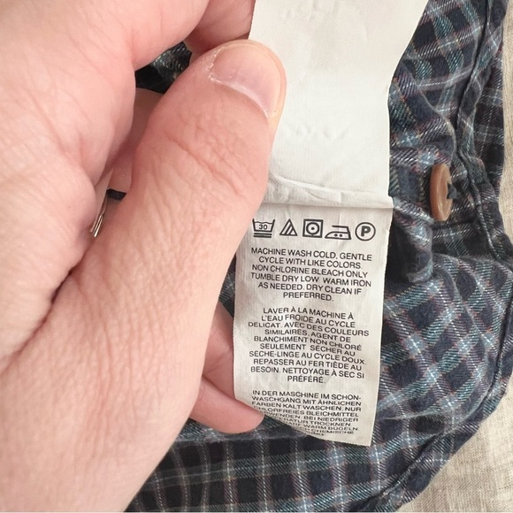 J. Crew Slim Men’s Blue and White Checkered Casual Button Down Shirt Size Large - Picture 8 of 8